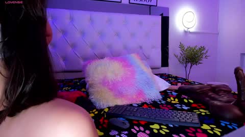 Cora  online show from 12-14-24, 12:33