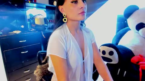 Coral  online show from 02-01-25, 06:08