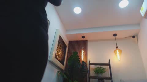 Coral online show from 09-29-25, 11:04