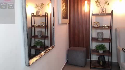 Coral online show from 12-19-25, 11:17