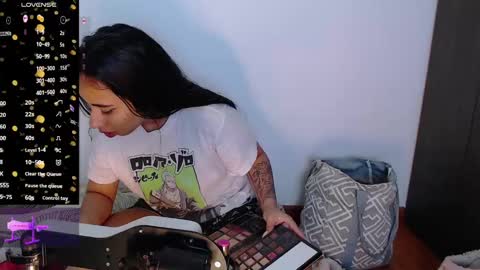 coraline2911 online show from 02-18-25, 11:00