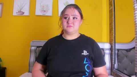 Snapshot of coraline_fox2 chatting on 09-10-25, 04:40 coraline online show from 09-10-25, 04:40