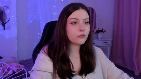 little girl who is always right or Coraline online show from 02-06-25, 11:43