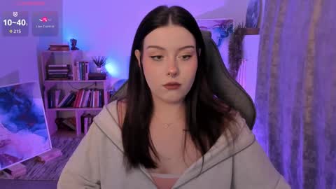 little girl who is always right or Coraline online show from 10-13-25, 05:18