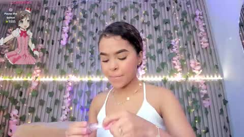 coralineross_ online show from 11-24-25, 10:59