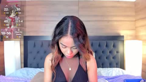 coralineross_ online show from 02-21-26, 07:48