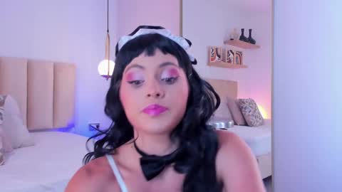 Coral Smith online show from 10-23-25, 06:50