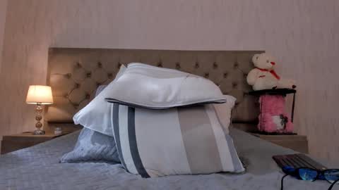 corinabrown_ online show from 02-06-25, 02:58