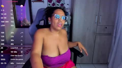 corina online show from 11-12-25, 02:12