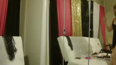 CorinneBijou online show from 02-09-25, 05:08