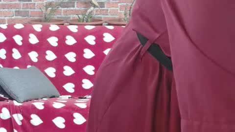 Elisa online show from 02-15-25, 08:33