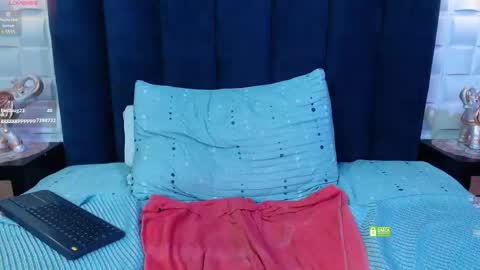 Cosmic online show from 11-25-25, 12:16