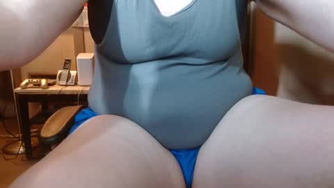 Snapshot of cosmicjones88 chatting on 01-12-25, 03:36 cosmicjones88 online show from 01-12-25, 03:36