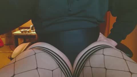 Snapshot of cosmicjones88 chatting on 01-20-25, 08:09 cosmicjones88 online show from 01-20-25, 08:09