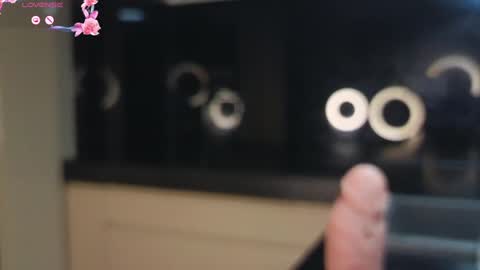 Lili online show from 12-12-24, 10:31