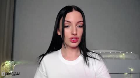 Snapshot of cosmo_bb chatting on 01-13-26, 08:41 Ana online show from 01-13-26, 08:41