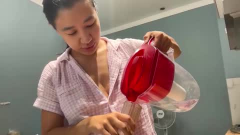 Lina online show from 09-15-25, 12:38