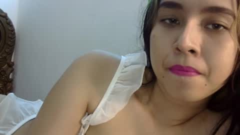 Liz Gwyneth Charlota online show from 02-23-25, 09:33