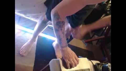 Corey online show from 10-17-25, 04:26