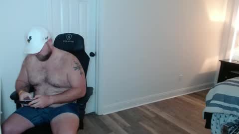 countrystrong35 online show from 12-03-25, 04:38