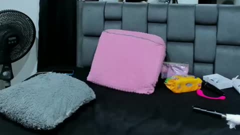 Andrea and Scott online show from 03-11-25, 09:45