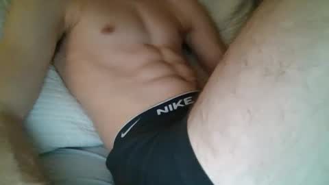 Snapshot of couplequckies chatting on 12-20-24, 05:36 couplequckies online show from 12-20-24, 05:36