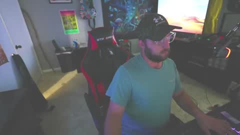 Snapshot of couplez_therapy chatting on 11-11-25, 02:50 Maxxx Deeep online show from 11-11-25, 02:50