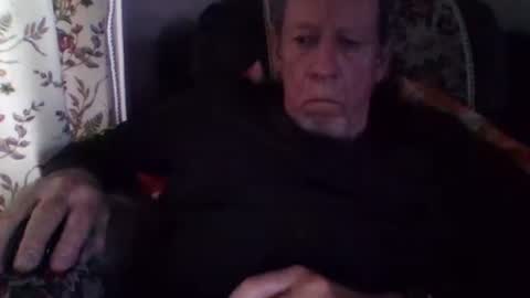 Snapshot of courieral1 chatting on 02-28-25, 04:31 courieral1 online show from 02-28-25, 04:31