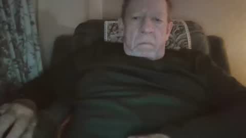 Snapshot of courieral1 chatting on 11-20-25, 06:24 courieral1 online show from 11-20-25, 06:24