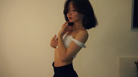 Snapshot of coventinaashfield chatting on 02-06-25, 01:21 Yui online show from 02-06-25, 01:21