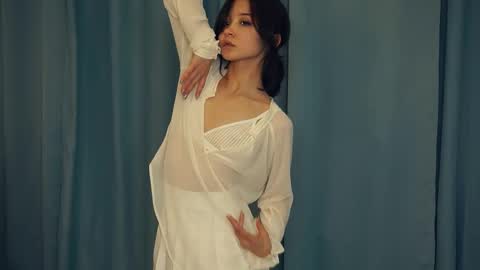 Snapshot of coventinaashfield chatting on 02-13-25, 01:48 Yui online show from 02-13-25, 01:48