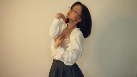 Snapshot of coventinaashfield chatting on 02-17-25, 01:21 Yui online show from 02-17-25, 01:21