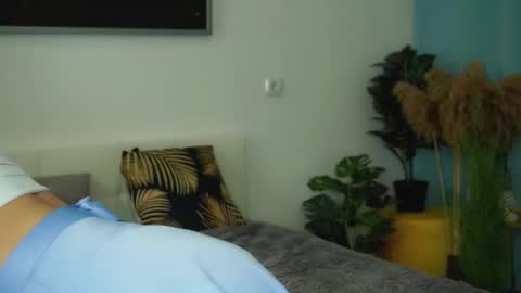 Snapshot of coventinaashfield chatting on 03-11-25, 01:56 Yui online show from 03-11-25, 01:56