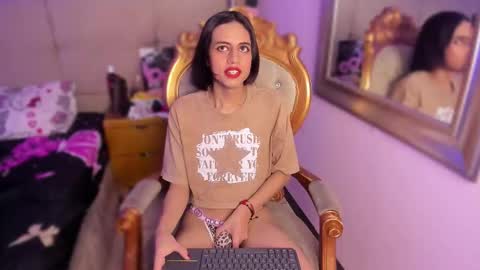 Snapshot of cowzylow chatting on 11-20-25, 12:16 cowzylow online show from 11-20-25, 12:16