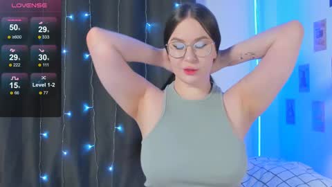 Snapshot of coy_amina_ chatting on 01-05-25, 06:13 Lilith online show from 01-05-25, 06:13