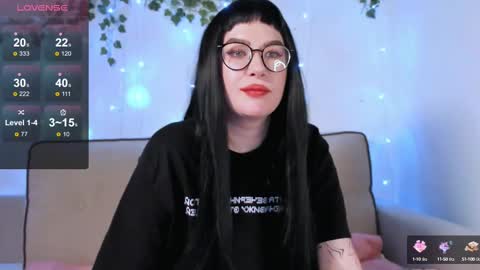 Snapshot of coy_amina_ chatting on 03-12-25, 09:13 Lilith online show from 03-12-25, 09:13