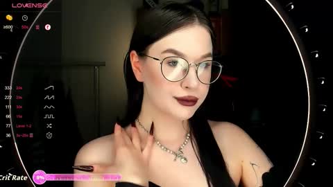 Snapshot of coy_amina_ chatting on 10-10-25, 08:08 Lilith online show from 10-10-25, 08:08