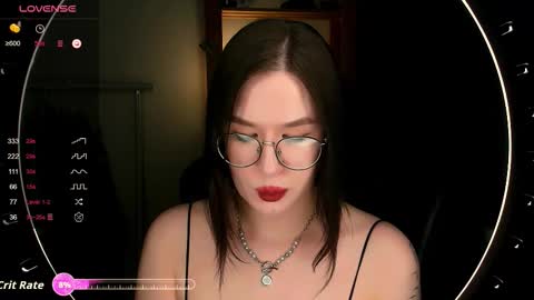 Snapshot of coy_amina_ chatting on 10-14-25, 09:04 Lilith online show from 10-14-25, 09:04