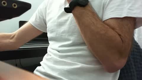 Snapshot of cr1key chatting on 10-28-25, 10:23 Cr1key online show from 10-28-25, 10:23