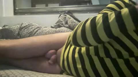 crapaud75018 online show from 12-10-24, 02:17