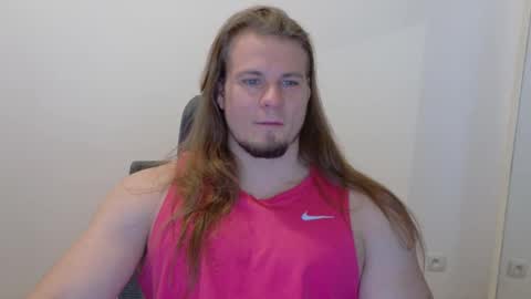 Snapshot of crazyangel8 chatting on 01-11-25, 10:51 crazyangel8 online show from 01-11-25, 10:51