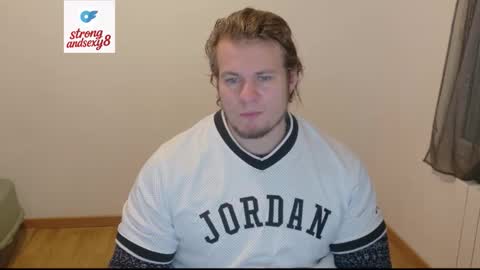 Snapshot of crazyangel8 chatting on 01-12-26, 02:00 crazyangel8 online show from 01-12-26, 02:00