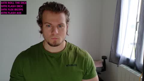 Snapshot of crazyangel8 chatting on 02-10-26, 01:15 crazyangel8 online show from 02-10-26, 01:15