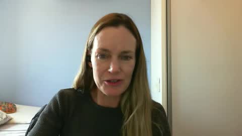 Anny online show from 09-10-25, 03:45