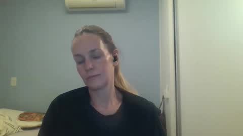 Anny online show from 09-15-25, 10:54