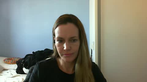 Anny online show from 10-15-25, 10:59