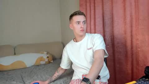 Alex online show from 11-01-25, 06:32