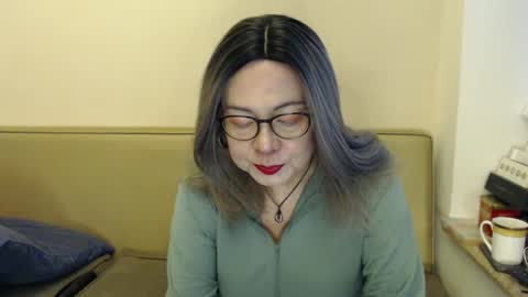 Snapshot of crazychika chatting on 02-12-25, 08:16 Kelly   online show from 02-12-25, 08:16