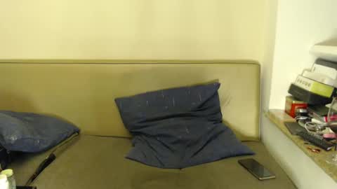 Snapshot of crazychika chatting on 02-12-25, 07:45 Kelly   online show from 02-12-25, 07:45