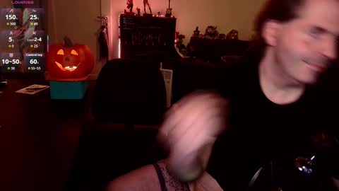 Snapshot of crazygamerandy chatting on 10-17-25, 02:04 Andy online show from 10-17-25, 02:04